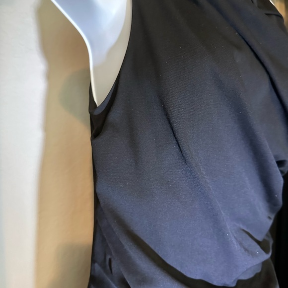 Helmut Lang dress. Black. Rusched waist. Lined with simple hem finish. S… - Picture 2 of 11